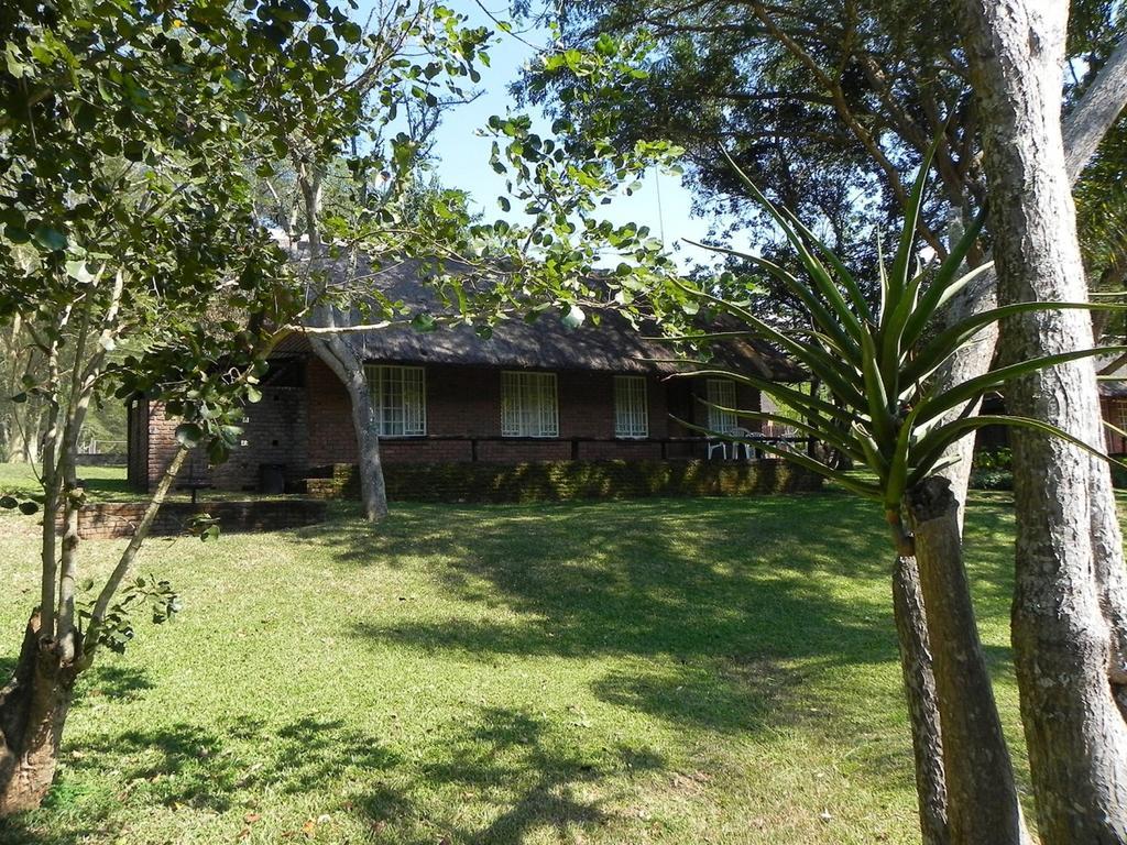 Kwambali Riverside Lodge Hazyview Phòng bức ảnh