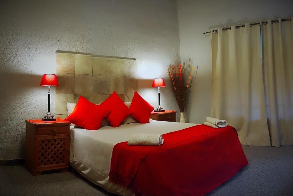 Kwambali Riverside Lodge Hazyview Ngoại thất bức ảnh