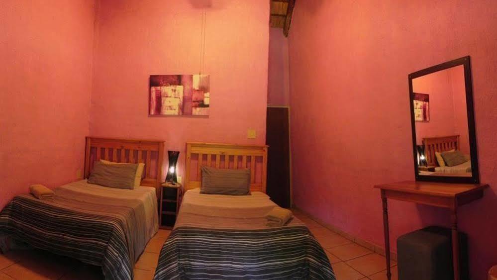 Kwambali Riverside Lodge Hazyview Ngoại thất bức ảnh